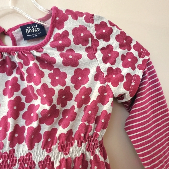 Mini Boden - Girls size 7-8Y grey and purple flower print dress - Picture 3 of 6